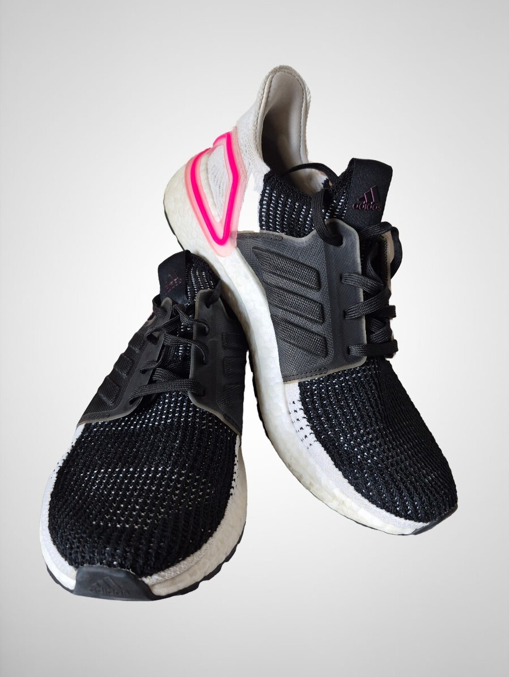 Adidas Women’s Black White Ultraboost Sneakers with Pink Heel Detail Size 9.5